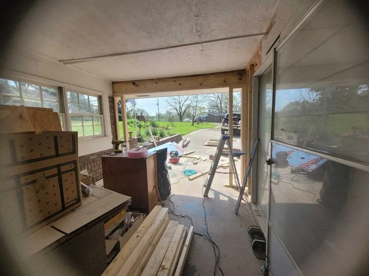 Air movers and dehumidifier for Water Mitigation Services in Hillsborough